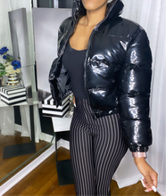 Load image into Gallery viewer, Cropped Puffer Jacket (Black)